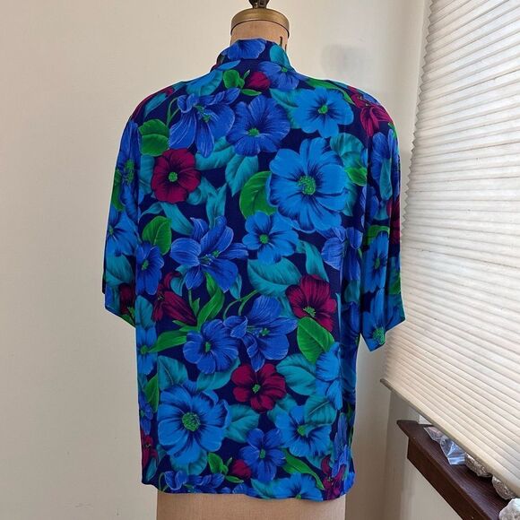 Liz Claiborne Collection Vibrant Floral Short sleeve Button-Up Shirt size 12 - Picture 4 of 10